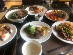 -大中华希尔顿酒店-念自助餐·嗨啤·小龙虾