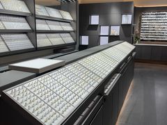 -义乌小商品批发市场(中国小商品城·篁园服装市场店)