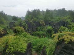 -梭布垭石林景区