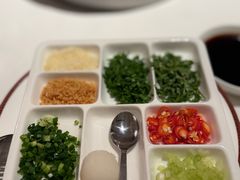-洋房火锅(上海新天地南北里店)