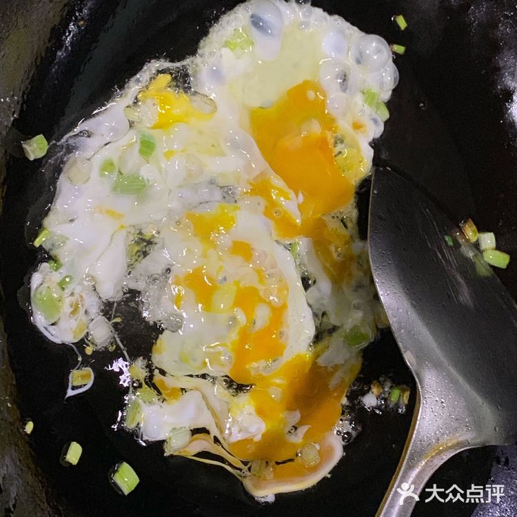 解决冰箱剩菜剩饭的终极方法什锦炒饭