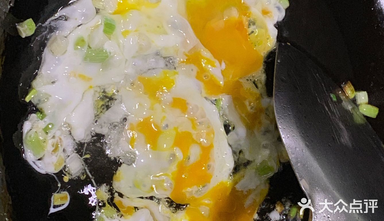 解决冰箱剩菜剩饭的终极方法什锦炒饭