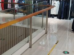 -BIGOFFS 超级折扣(仁恒伊势丹店)