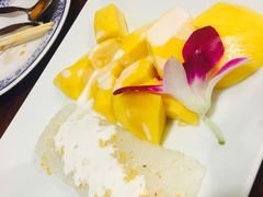 -Dang restaurant (patong phuket)