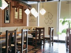 大堂-云海肴·汽锅鸡·云南代表菜(天山百盛优客店)