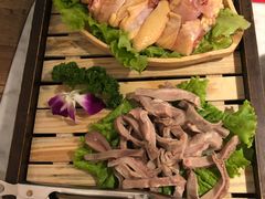 -尚尚仙·酸汤猪手·猪肚鸡火锅(华联万柳购物中心店)