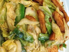 包包菜炒馕-巴依老爷新疆美食(望京小街店)