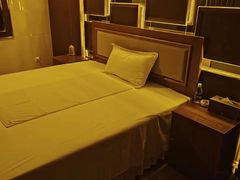 -花湖会所·高端水疗商务泡浴SPA(高新店)