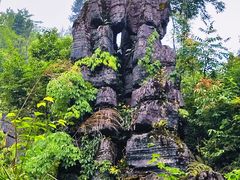 -梭布垭石林景区