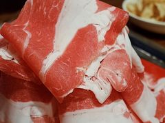 -洞庭洲·防空洞火锅·烧烤·铜锅涮肉(新百广场店)