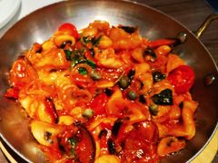 -港丽餐厅(来福士店)