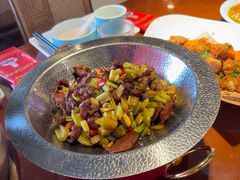 -魏铭鱼头捞饭(晋阳路店)