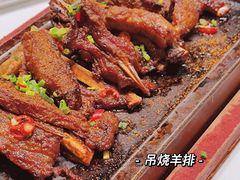 -红鼎豆捞·非遗鲍皇汤火锅(宝丰路店)