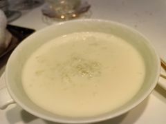生磨蛋白杏仁茶-金轩中餐厅 Jin Xuan(浦东丽思卡尔顿酒店)