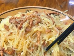 -一品红烧鸭特色川菜(三岔湖店)