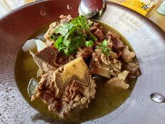 -大众跷脚牛肉馆·非遗传承单位(峨眉山店)