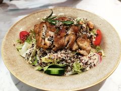 地中海鸡肉藜麦沙拉-西语·炭烧牛排(卓越中寰店)