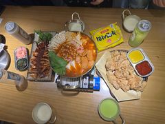 -小木屋米酒店总店