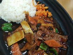 酱爆猪肝盖浇饭-老盛兴·上海小笼汤包馆(武夷店)