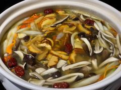 -阿鹏故事野生菌火锅(双廊古镇店)