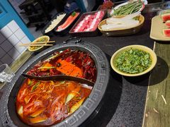 -宽板凳老灶火锅(台湾街店)