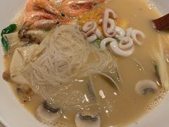 特色海鲜面-荣家黄鱼面(前滩太古里店)