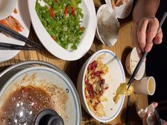 -爱碗亭·鲜炒湖南菜(壹城中心店)
