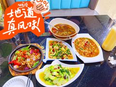 -醉美云南·云南菜主题餐厅(昆明站北京路双龙商场店)