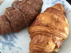 黑松露生巧可颂-喜茶(中山利和新地店)