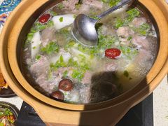 -蚝堡·生蚝海鲜烧烤物种起源•海肠捞饭(刘公岛店)