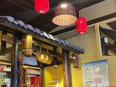 -富正毅三下锅·湘西韵味(天门山索道店)