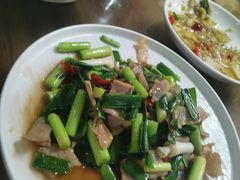 -芦茨金富饭庄·25年老字号·专做稻草鸡