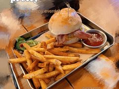 烟熏培根牛肉汉堡-Devils’ Brewery小恶魔精酿啤酒(泛海美式熏肉店)