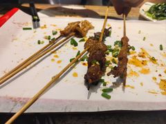 -范二妹独特烧烤夜宵城(宜宾总店)