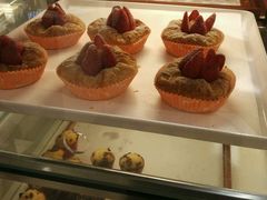 草莓趴-面包新语(KKMALL京基店)