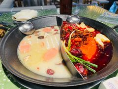 -五里关火锅(上海鑫耀·光环Live店)