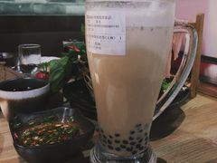 大红袍珍珠奶茶-湊湊火锅·茶憩(杭州湖滨银泰in77店)