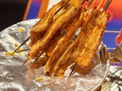 -何师烧烤·小龙虾·江湖川菜·精酿啤酒(中铁西城店)