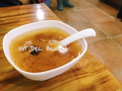 银耳汤-豆相识•九九豆腐脑(牛咡桥店)