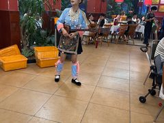 -刘姐啤酒鱼民族演艺餐厅(西街总店)