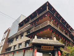 -乌托邦轰趴日租聚会别墅(先生的院子店)