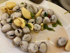 -胡须佬鸡煲四季火锅店(石厦西村直营店)