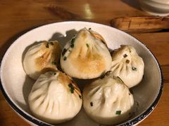 -琥珀老六龙虾(四里河店)