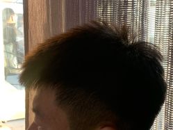 -MOVAN  HAIR莫凡匠人发型屋