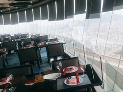 -宝利来国际大酒店-凤凰阁旋转餐厅