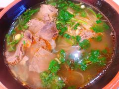 牛肉粉丝汤-瞪眼牛煎包·大锅牛肉汤(懿德城店)