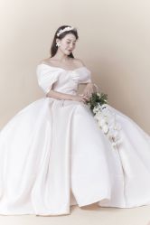 点击看大图 -挪娅婚纱摄影皇家会所