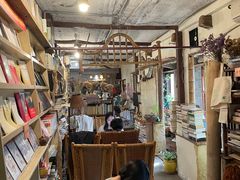 -斯多格书乡(北京大学畅春园店)