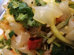 家常凉菜-小媳妇铁锅炖鱼(世博园店)