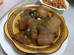 米粉肉-万佛湖许老大铁锅鱼(黑金冠店)